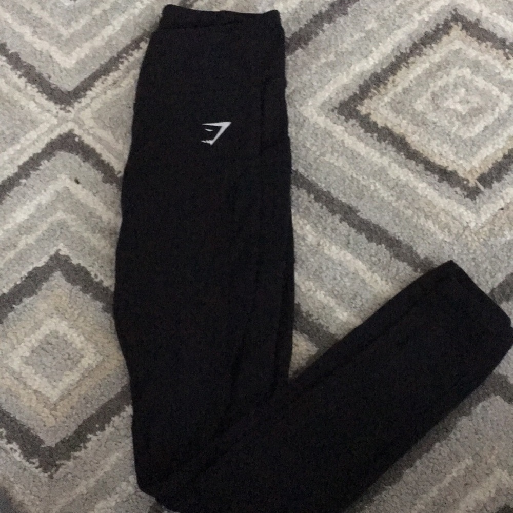 Black gymshark leggings